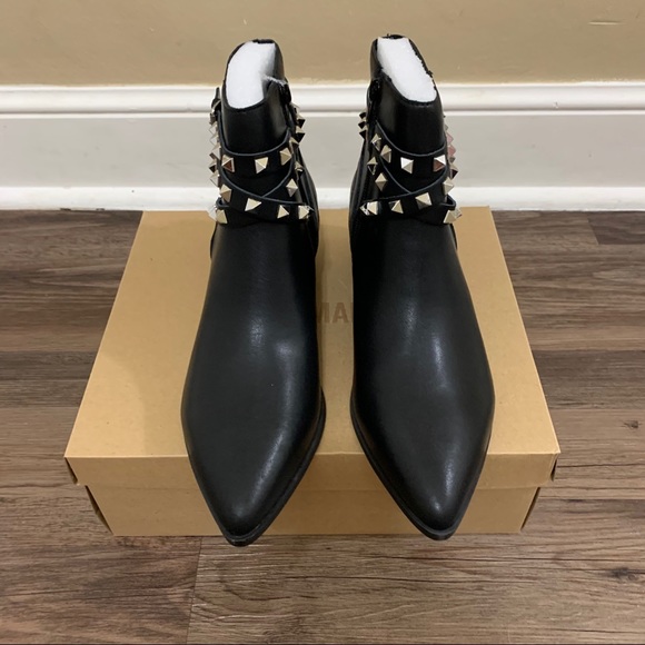 Steve Madden Black Besto Studded Ankle Booties Boots Size 9.5 - Picture 7 of 13
